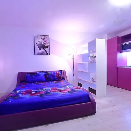 Modern Delux In Flowers&pool Private Complex * Balchik