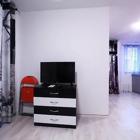 Modern Delux In Flowers&pool Private Complex Apartament *