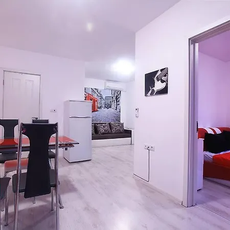 Modern Delux In Flowers&pool Private Complex