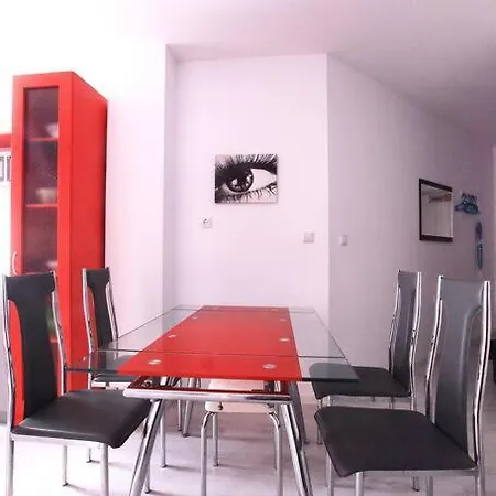 Apartmán Modern Delux In Flowers&pool Private Complex