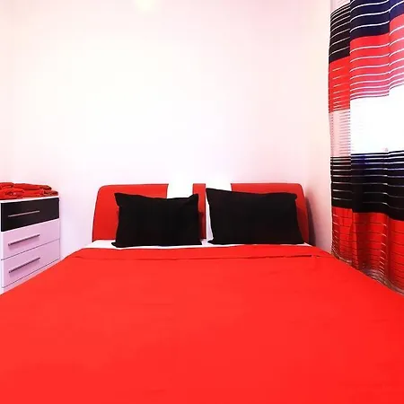 Modern Delux In Flowers&pool Private Complex Balcic