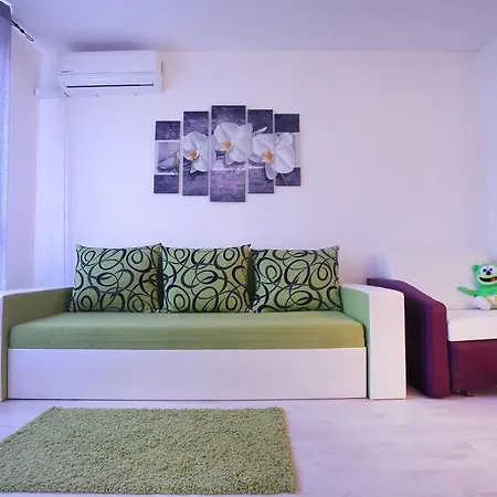 Apartament Modern Delux In Flowers&pool Private Complex