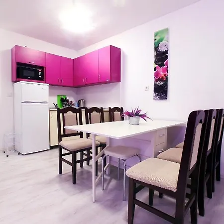 Apartament Modern Delux In Flowers&pool Private Complex