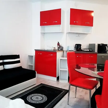 Modern Delux In Flowers&pool Private Complex Apartmán