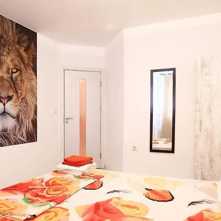 Modern Delux In Flowers&pool Private Complex Apartament Balcic