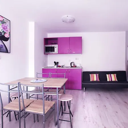Modern Delux In Flowers&pool Private Complex Apartament