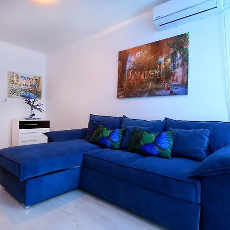 Modern Delux In Flowers&pool Private Complex