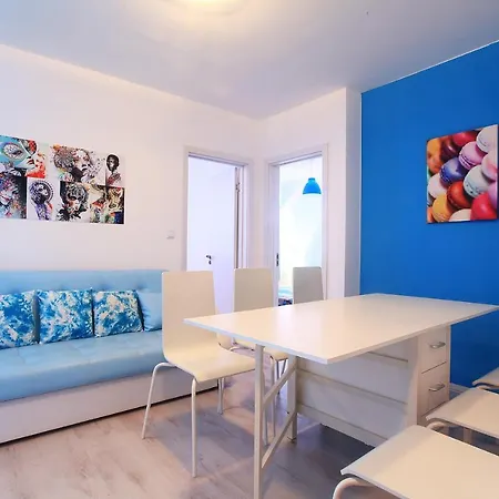 Modern Delux In Flowers&pool Private Complex